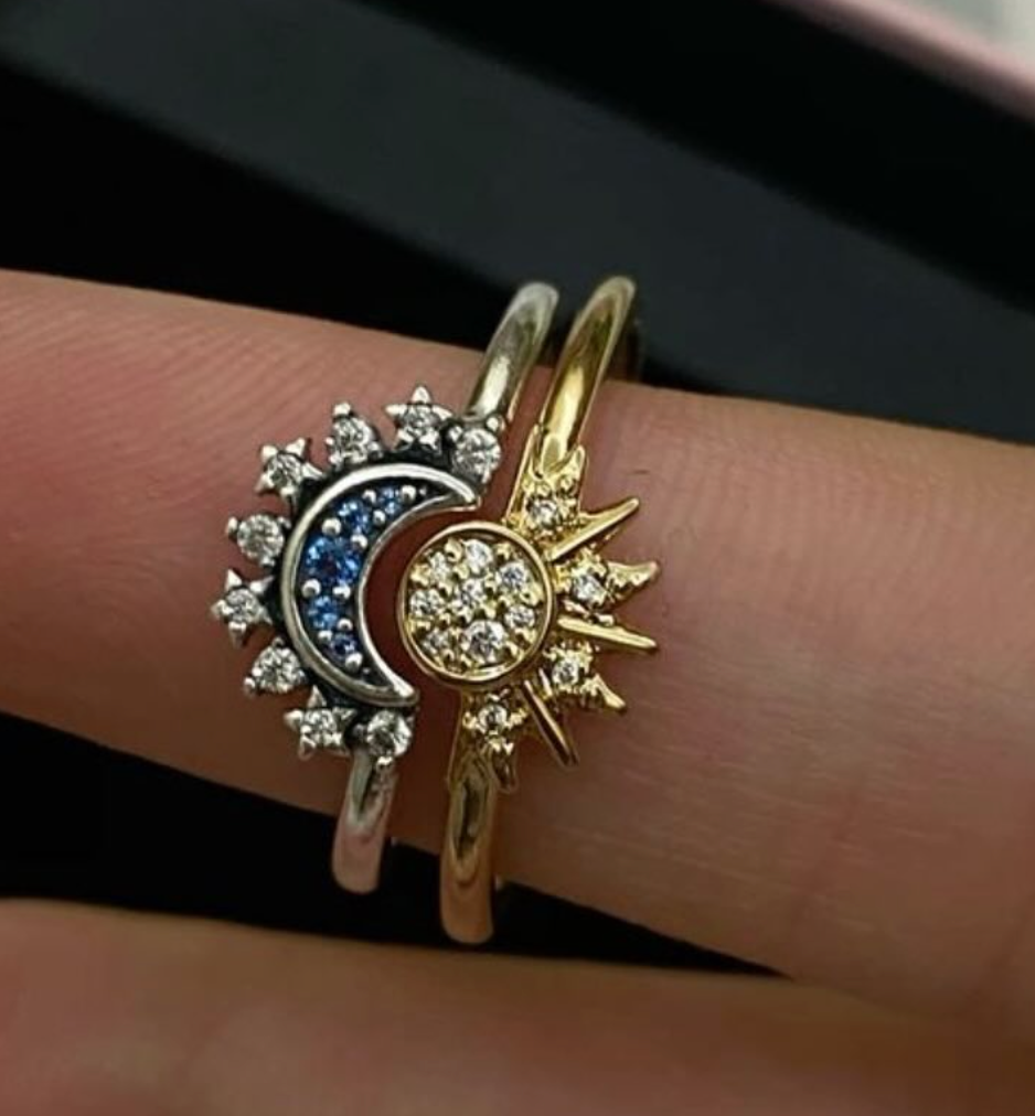 Anillo Sol y Luna 2 en 1 – Armonía Cósmica en Tus Manos